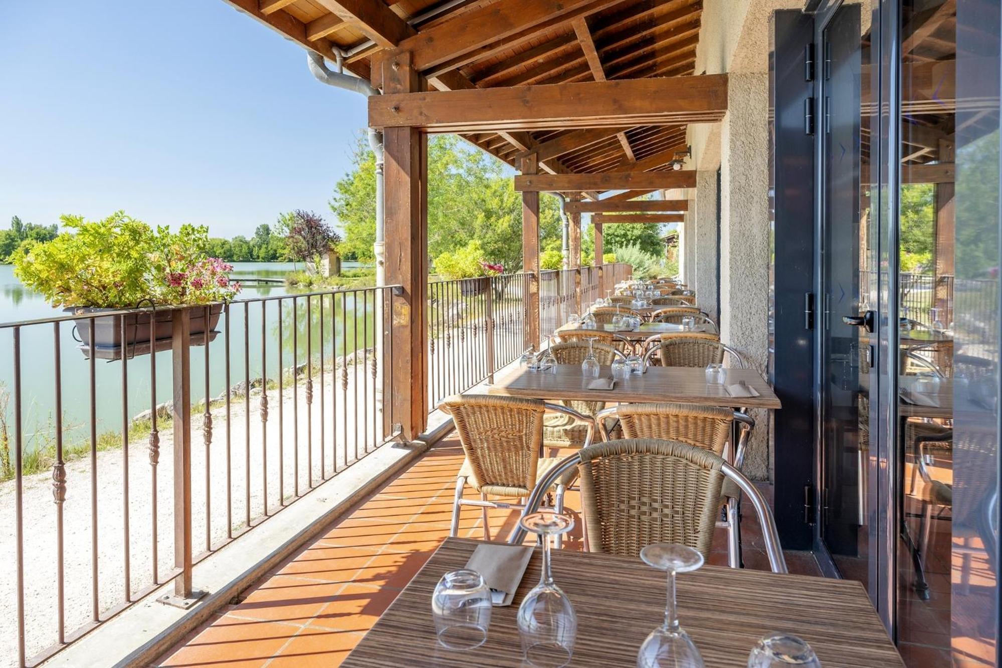 Village Club Mileade Samatan Екстериор снимка