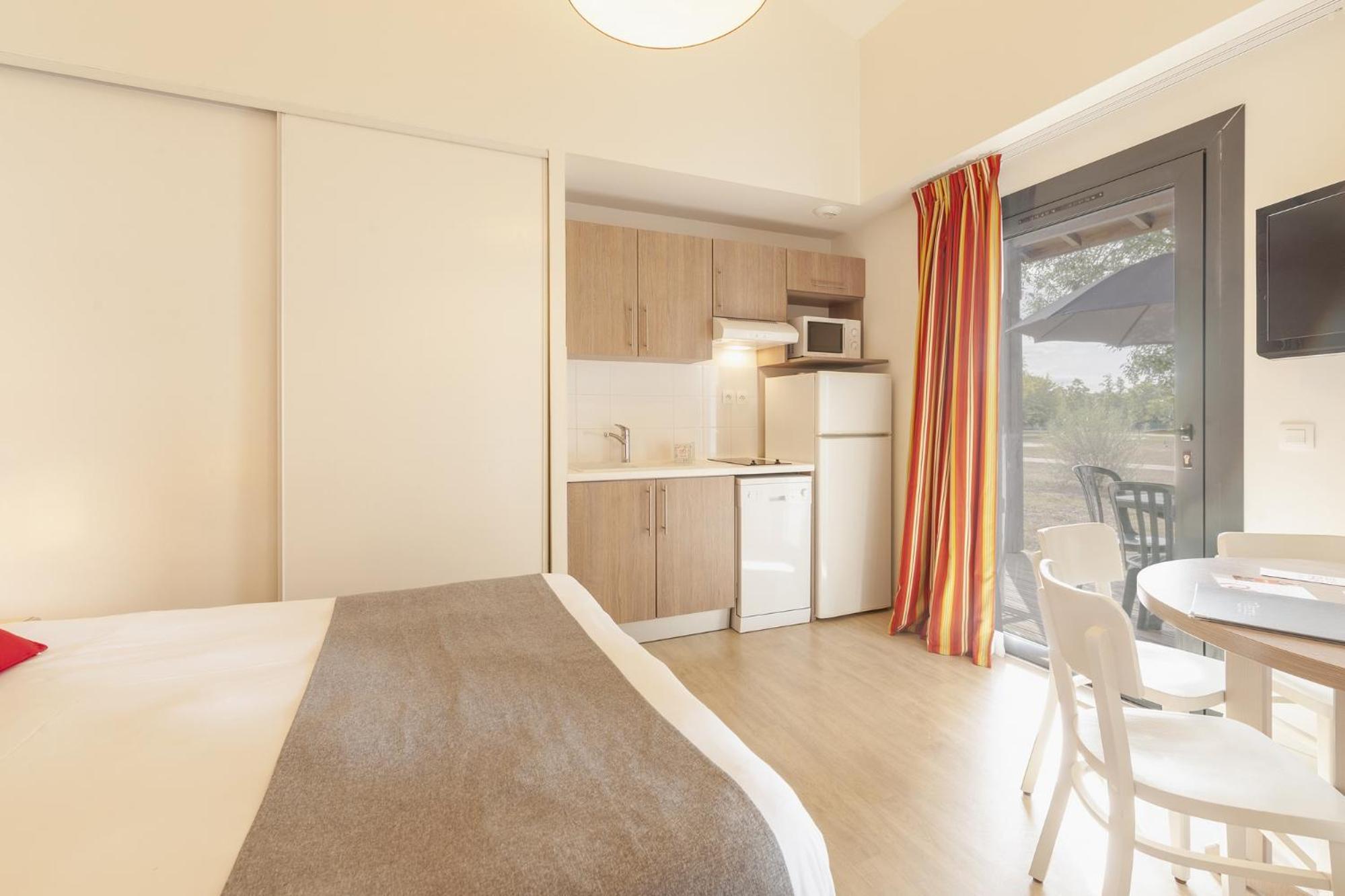 Village Club Mileade Samatan Екстериор снимка