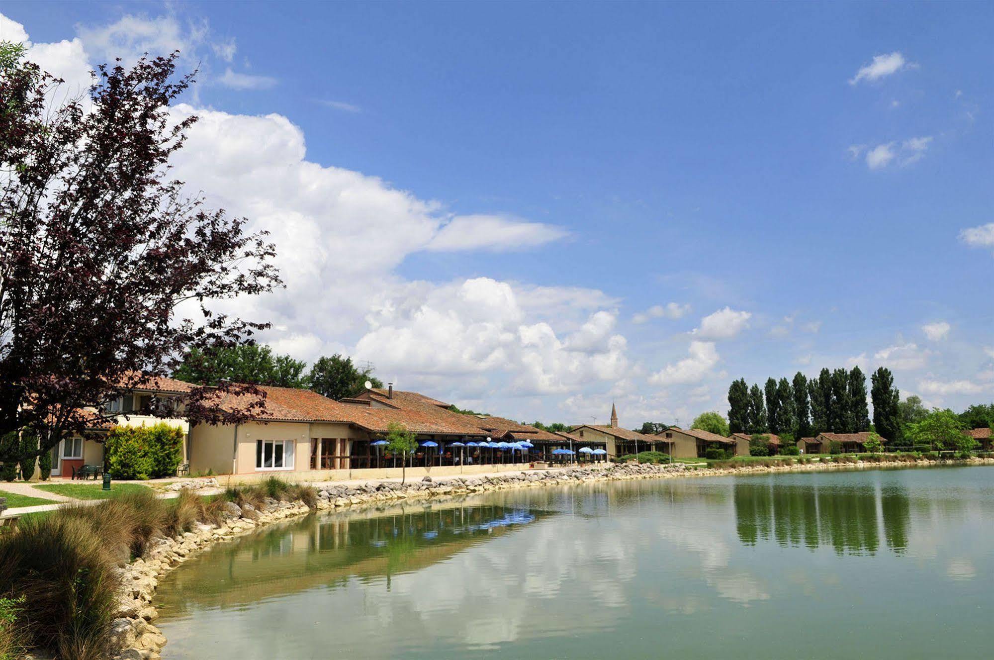 Village Club Mileade Samatan Екстериор снимка